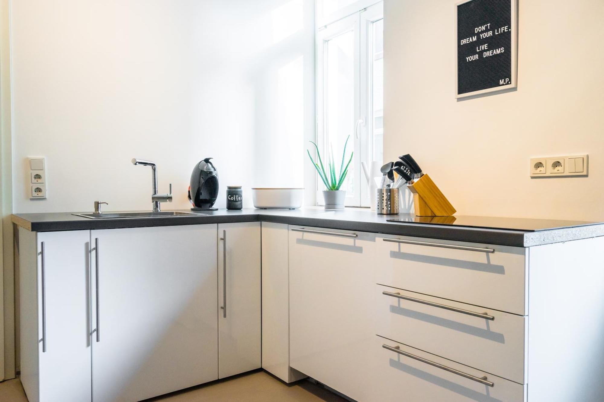 Home By Doni I Serviced Apartments I Ruhig I Zentral Nahe Rmcc, Staatsheater & Landtag فيسبادن الغرفة الصورة