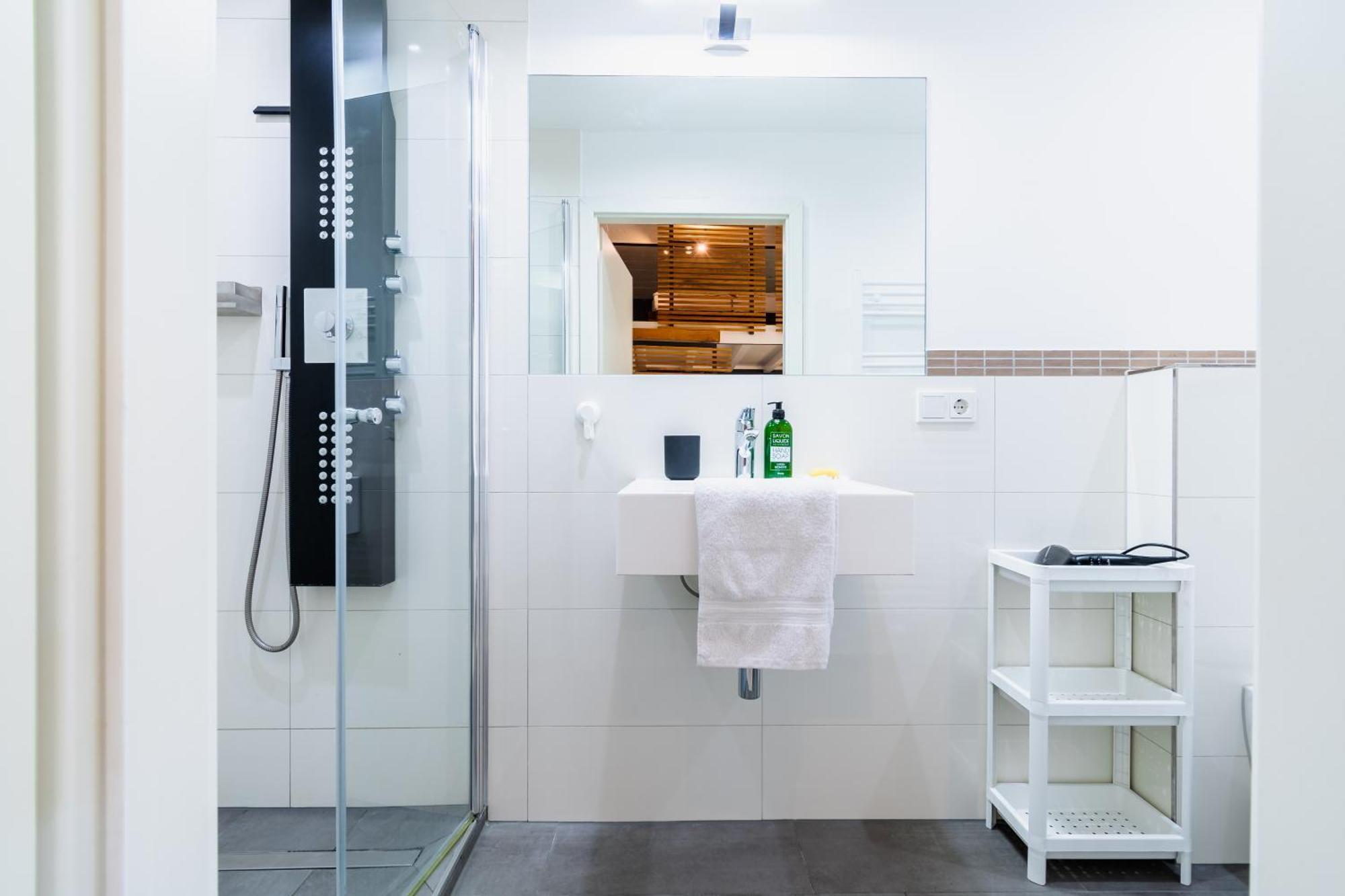 Home By Doni I Serviced Apartments I Ruhig I Zentral Nahe Rmcc, Staatsheater & Landtag فيسبادن المظهر الخارجي الصورة